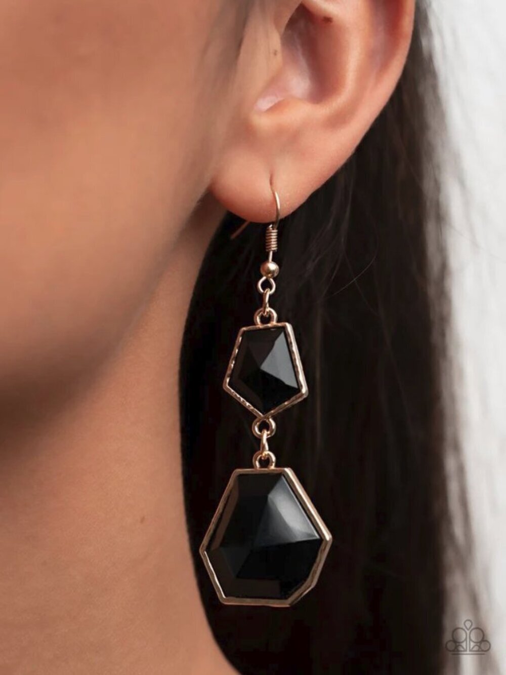 Paparazzi Jewelry Accessories - Rio Relic - Black Earrings - Vintage